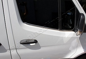 Нижние молдинги стёкол на  Mercedes-Benz Sprinter W907 - Автобусные решения ИДЕА